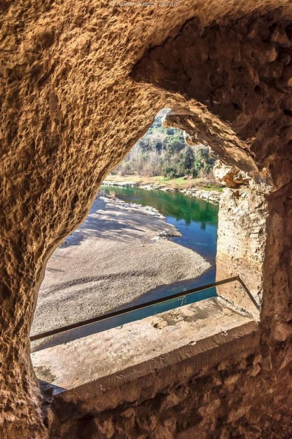 Entre Uzes Et Le Pont Du Gard Le Cocon De Sophia A Deux Pas Des Gorges Du Gardon Apartment Collias Bagian luar foto